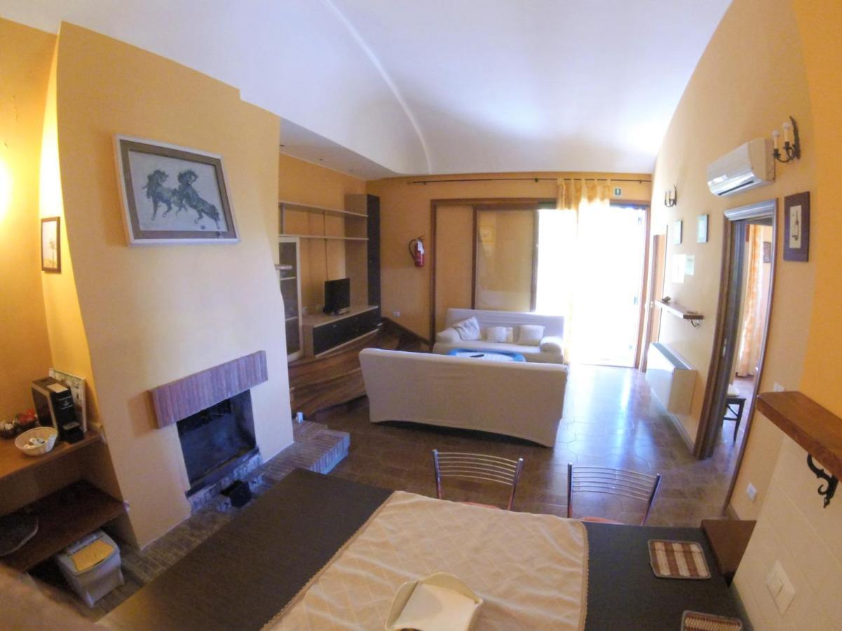 Appartamento In Villa Di Judighes เชร์เวเตรี ภายนอก รูปภาพ